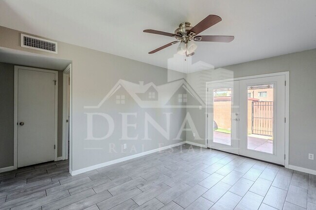 Building Photo - 600 S Dobson Rd