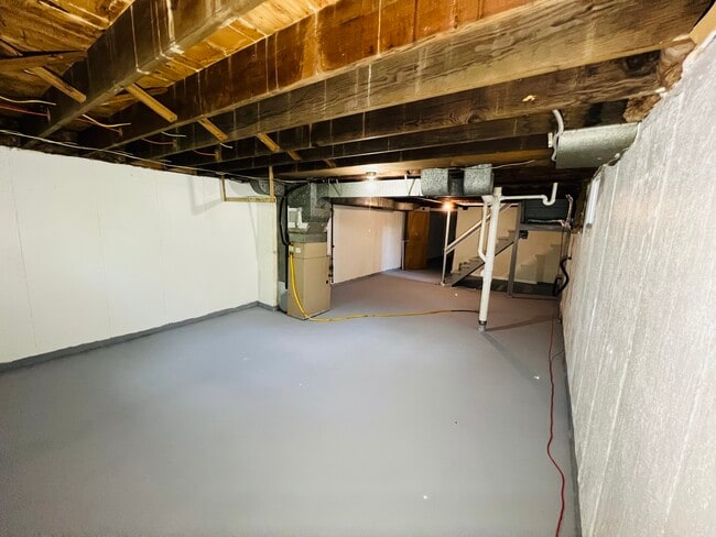 Building Photo - 2262 Woodson Rd