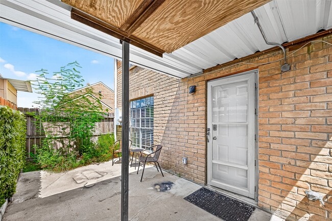 Building Photo - 4064 Belle Park Dr