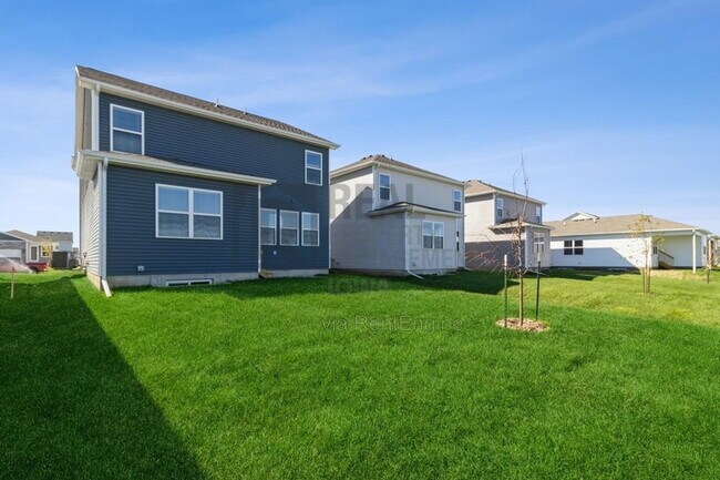 Building Photo - 1177 NW Williamsburg Ln