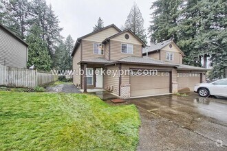 Building Photo - 3 bed 2.5 Bath Townhome in Evergreen Neigh...