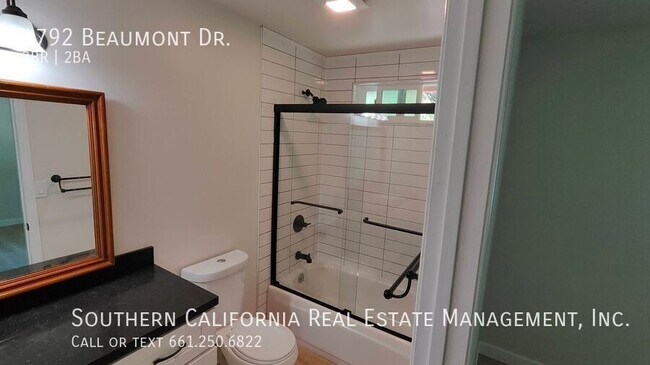 Building Photo - 4792 Beaumont Dr