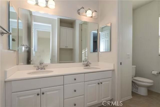 Building Photo - 4028 Villa Ravello