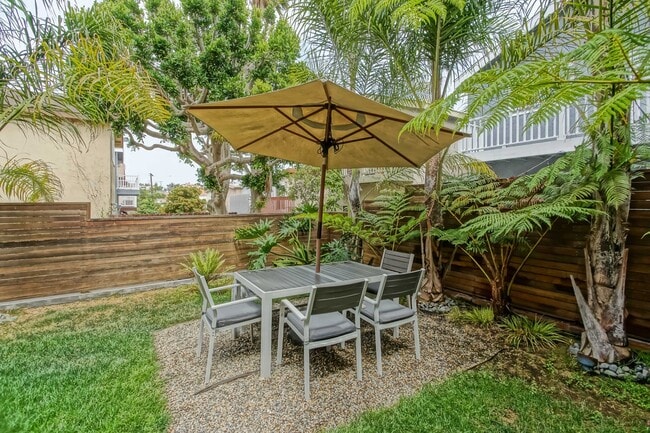 Building Photo - ENJOY INDOOR/OUTDOOR CALIFORNIA LIVING IN THIS CHARMING & STYLISH, 3BR1.5BA GOLDEN HILLS HOME W/ ...