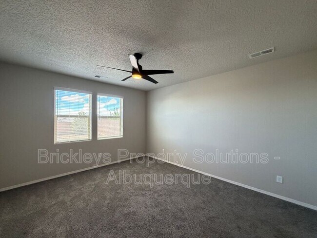 Building Photo - 768 Amatista Lp SE