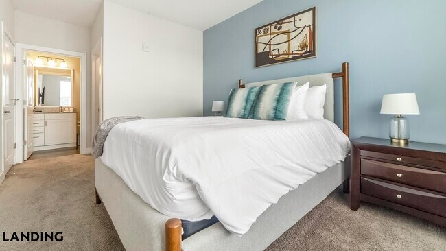 Building Photo - 1494 N High St