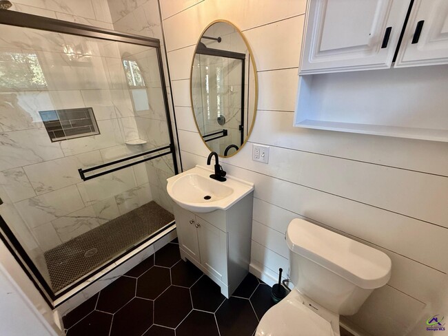 Building Photo - 519 Arrowhead Trl