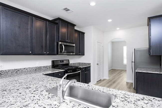 Building Photo - 462 Amberwood Pk Dr