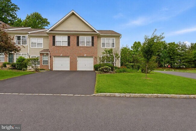 Building Photo - 101 Wellington Park Dr