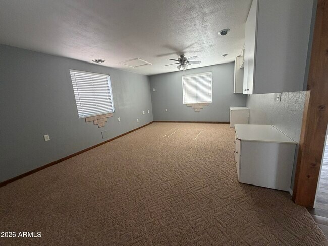 Building Photo - 5825 E Tepee St