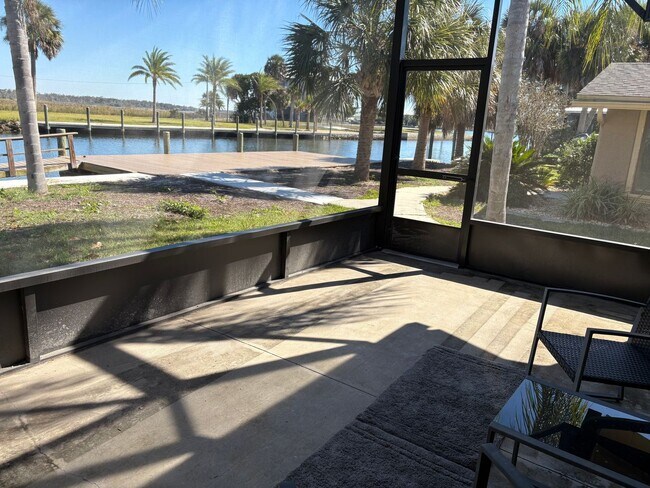 Building Photo - Beautiful waterfront property in Woodland Estates.