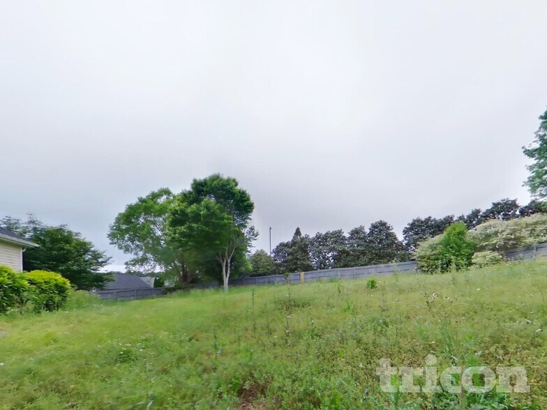 Building Photo - 103 Meadow Side Ct