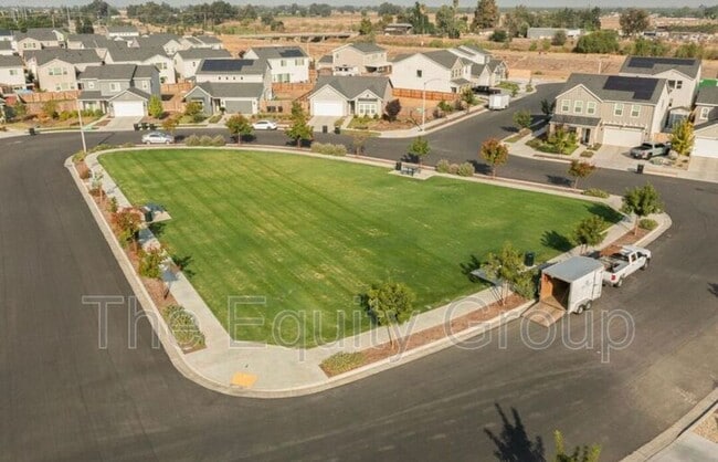 Building Photo - 145 E Taylor Ave