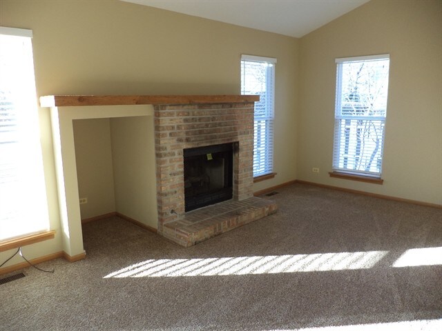 Building Photo - 2454 N Old Pond Ln