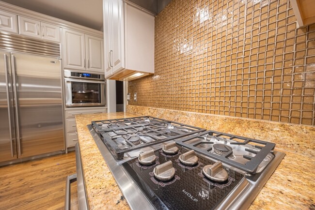 Building Photo - 27 Mellon Rd