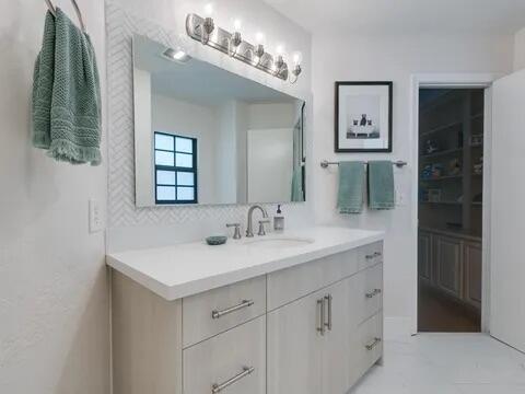 Building Photo - 20851 Boca Ridge Dr N