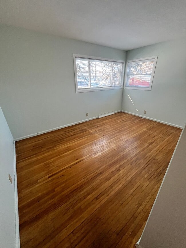 Building Photo - 140 E Niagara St