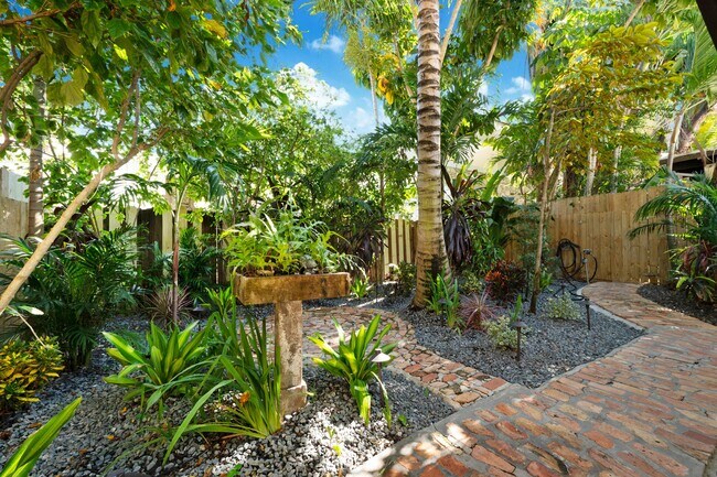 Building Photo - 3791 El Prado Blvd