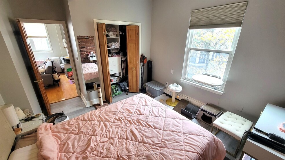 Building Photo - 97 Hancock St