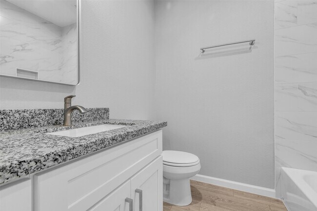 Building Photo - 4905 Paula St