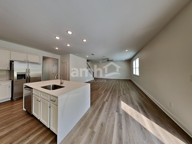 Building Photo - 1354 Soapstone Rd