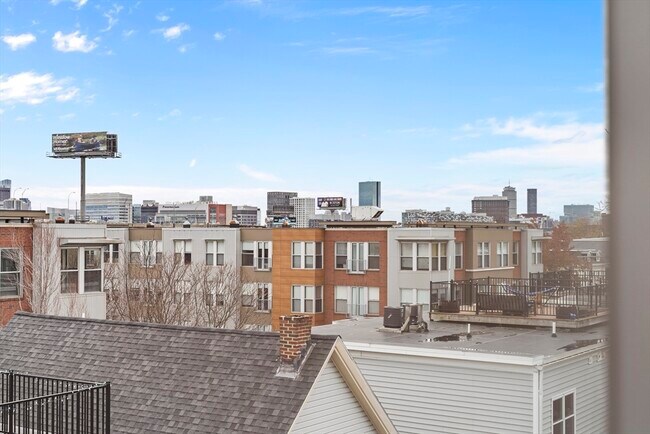 Building Photo - 24-28 Mt Pleasant St