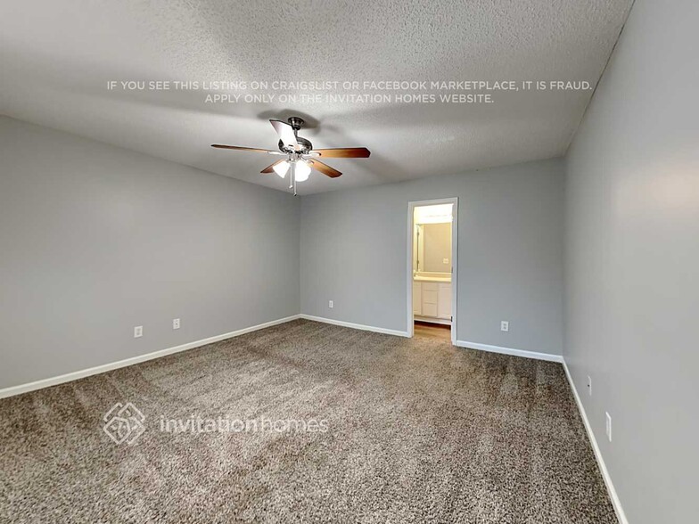 Building Photo - 1128 Holly Pointe Dr