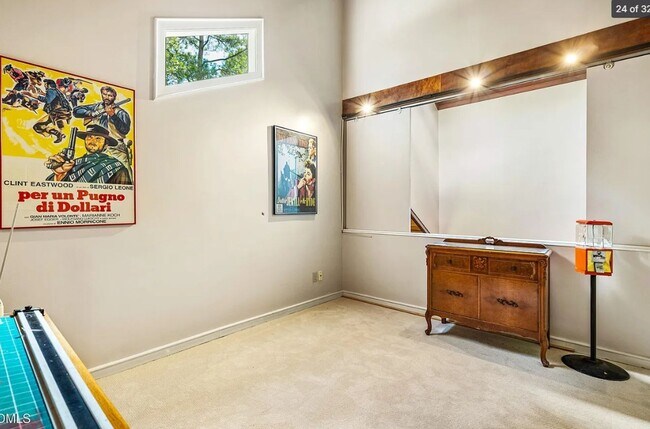 Building Photo - Beautiful & Spacious 3 Bedroom 3 Baths