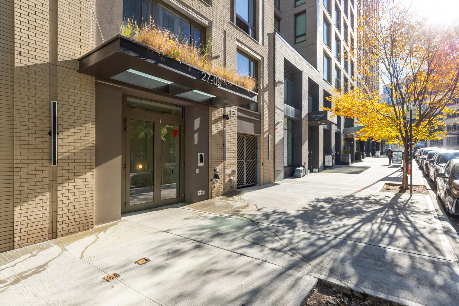 Building Photo - 27-09 44th Dr