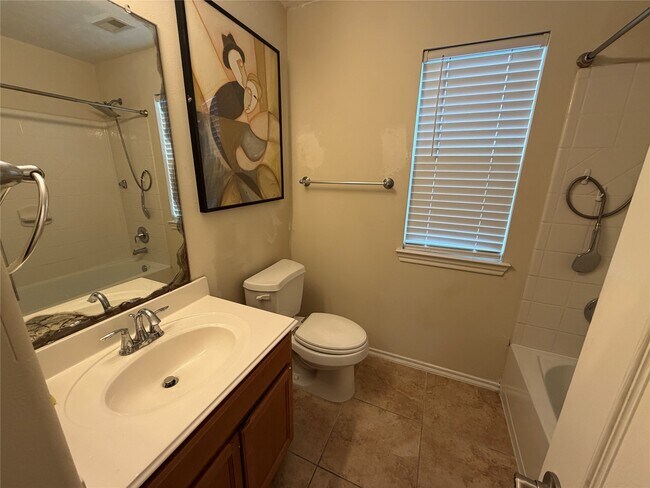 Building Photo - 6826 Pheasant Oak Dr