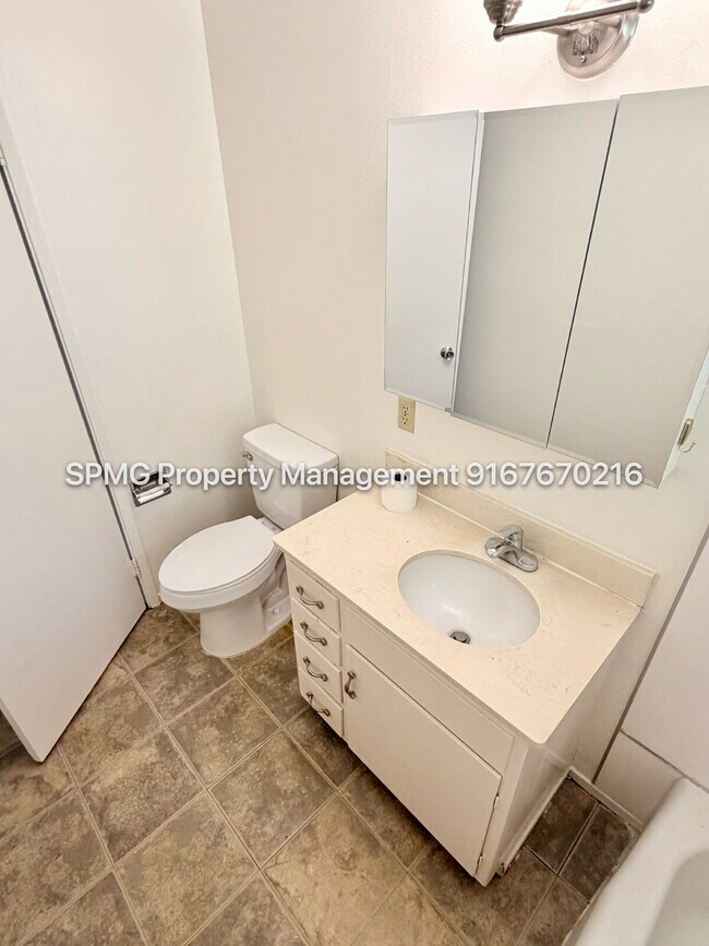 Building Photo - 3 Bedroom Sacramento Rental with Large Yard