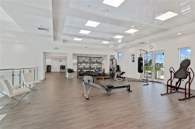 Gym - 4775 Collins Ave