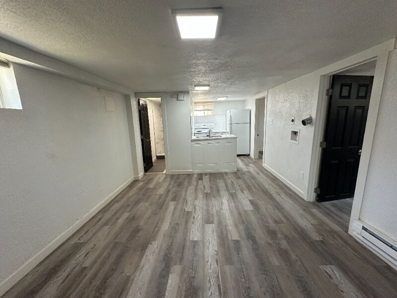 Building Photo - 817 1st St