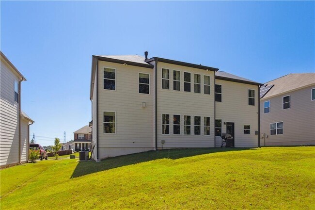 Building Photo - 2532 Dayview Ln