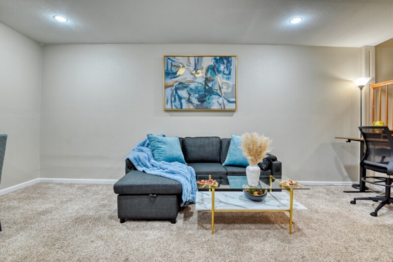 Building Photo - 2631 Thrush Grove