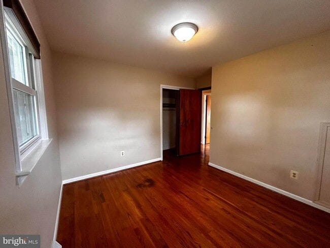 Building Photo - 119 Cardinal Ln