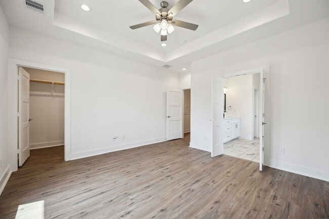 Building Photo - 3504 Caplin St