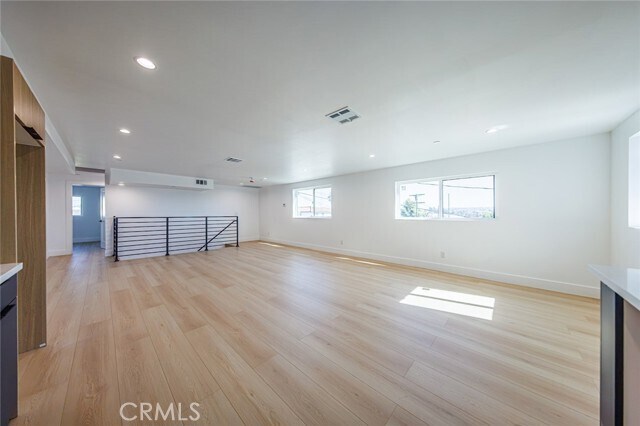 Building Photo - 1332 S Longwood Ave