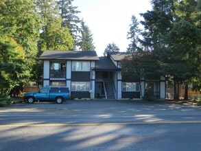 Building Photo - 11020 122nd St E