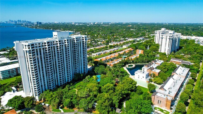 Building Photo - 4000 Towerside Terrace
