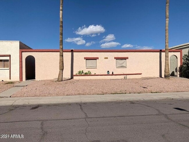 Building Photo - 7834 E Glenrosa Ave