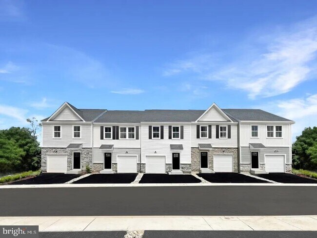 Primary Photo - 231 Talucci Dr