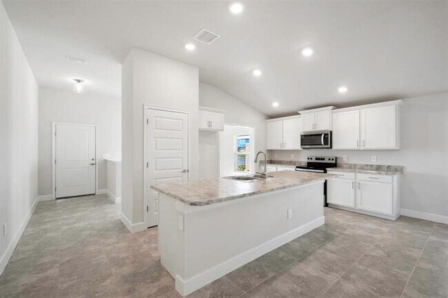 Building Photo - 5202 Vespera St