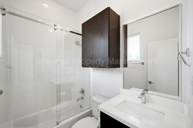 Building Photo - 3131 Leeland St