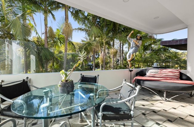 Building Photo - 120 Mast Mall