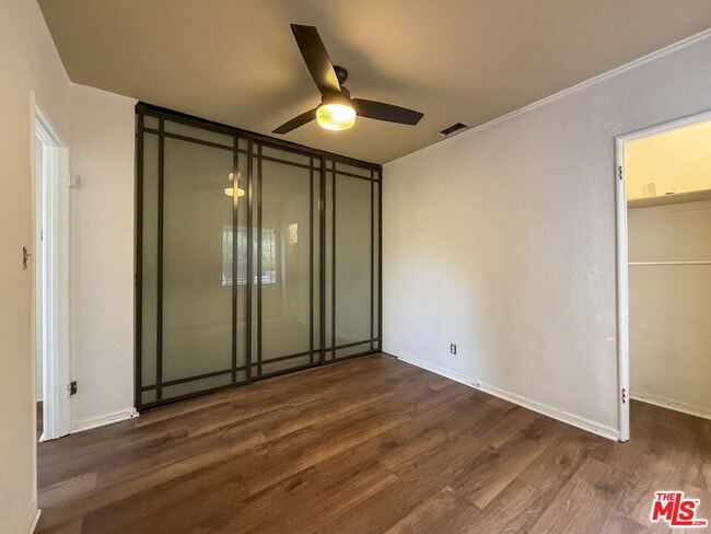 Building Photo - 1401 Dartmouth Dr