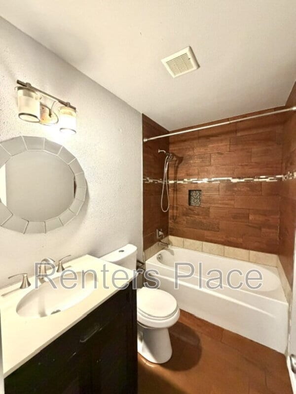 Building Photo - 2326 N Atlanta Pl