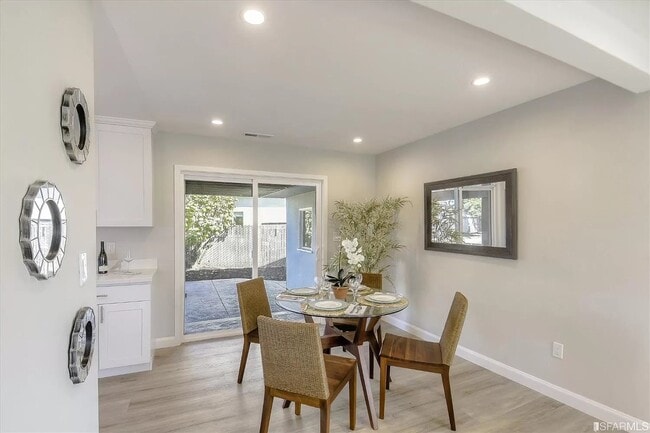 Building Photo - 504 Arguello Blvd