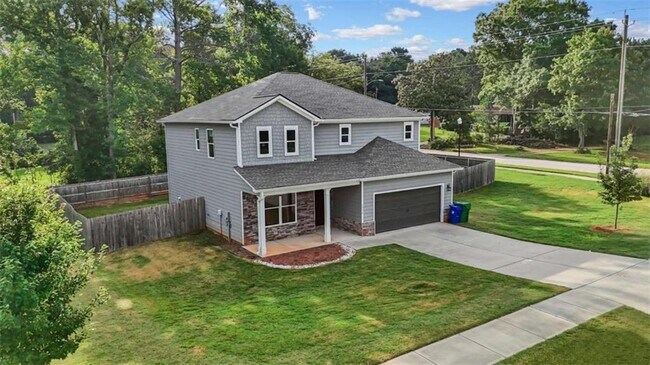 Building Photo - 2054 Maplewood Way