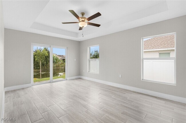 Building Photo - 3509 NE 21st Ave